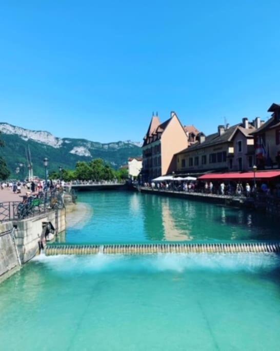 Highly Recommended Apartment Steps From The Lake Annecy Esterno foto