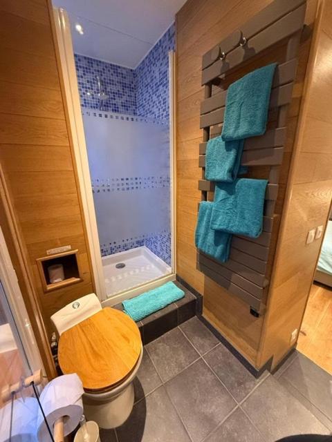 Highly Recommended Apartment Steps From The Lake Annecy Esterno foto